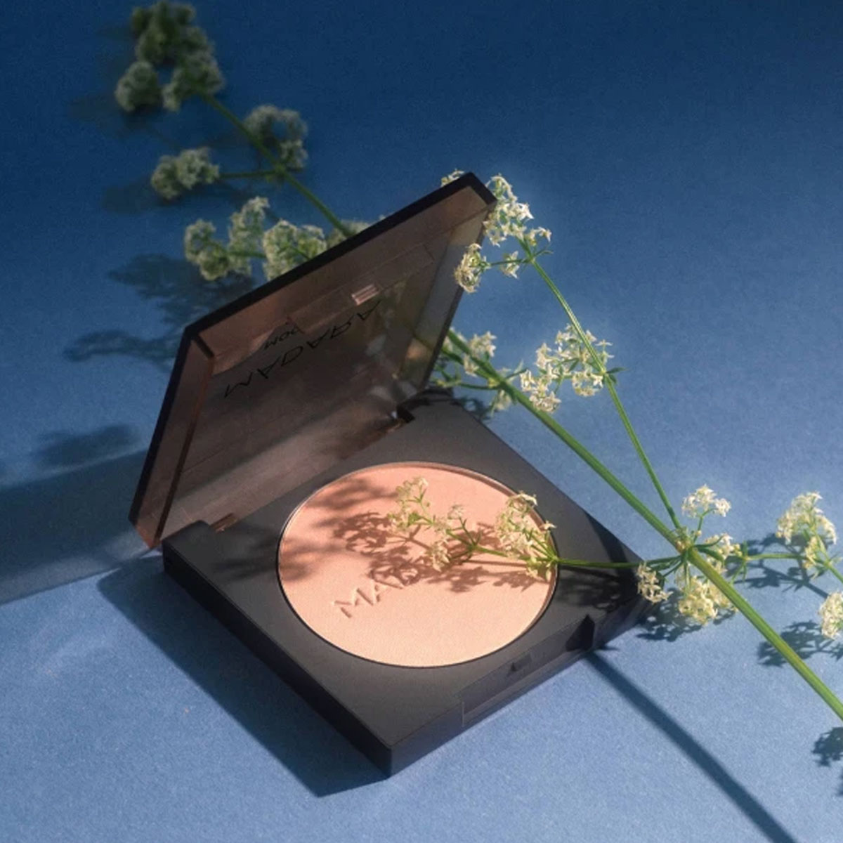 Mádara Moonlight Soft Glow Mineral Highlighter