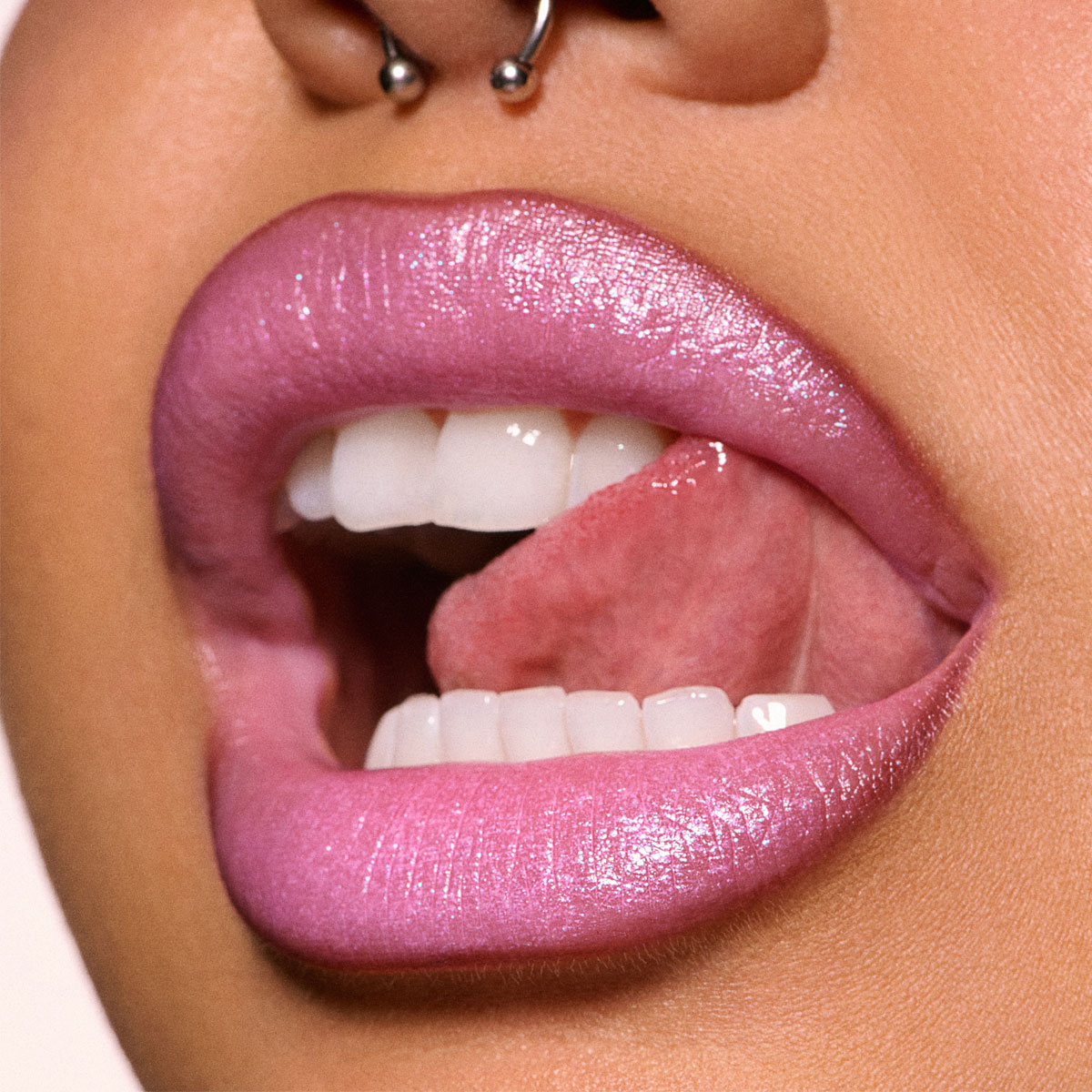 MAC Dazzlelips Crayon Lipstick