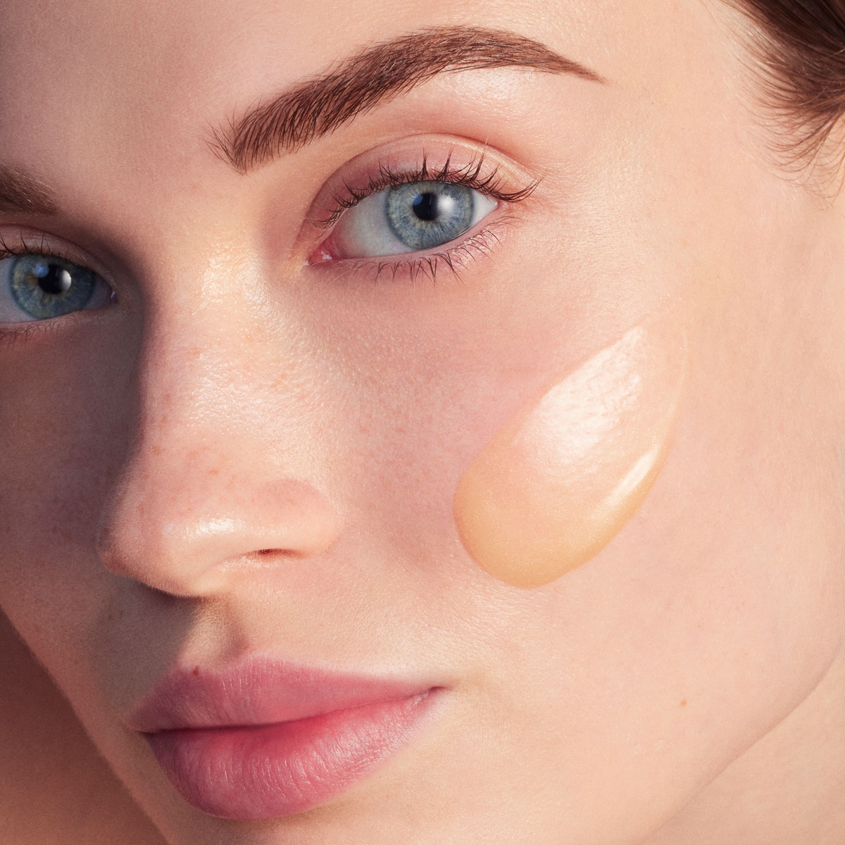 Biotherm Aquasource Vitamin Glow Hydra-Bronzing Drops