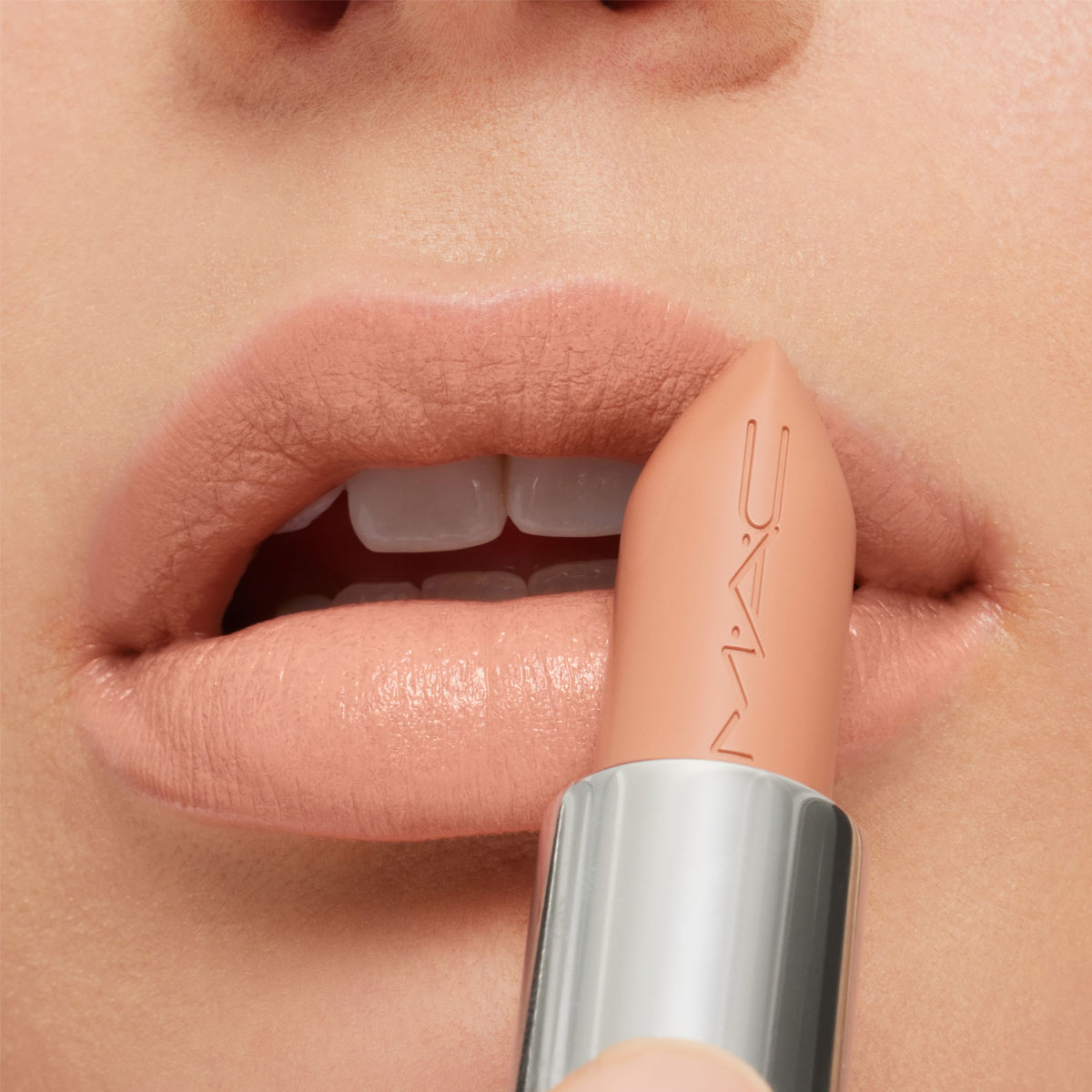 MAC MACximal Sleek Satin Lipstick