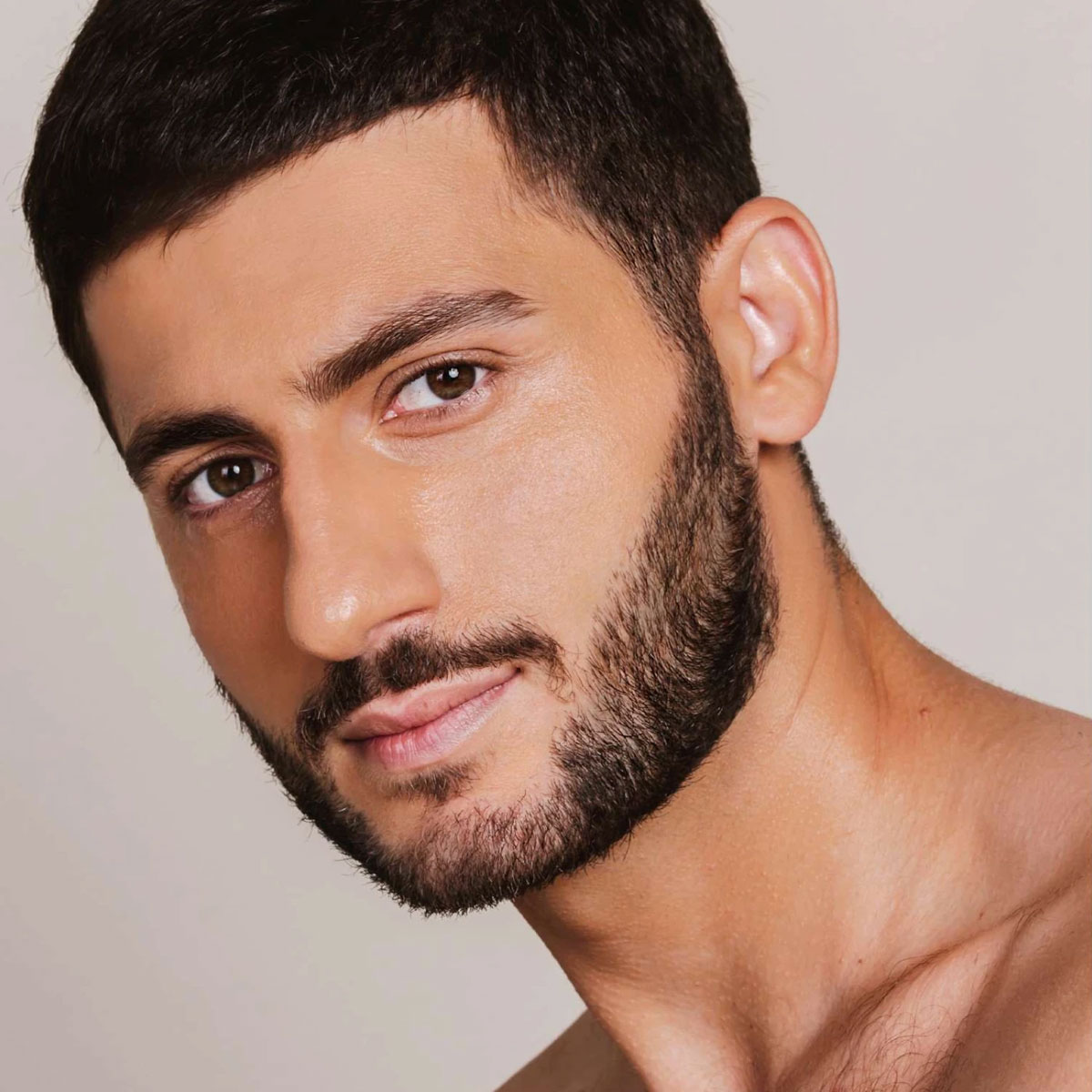 Mádara Skin Equal Soft Glow Foundation SPF 20 +