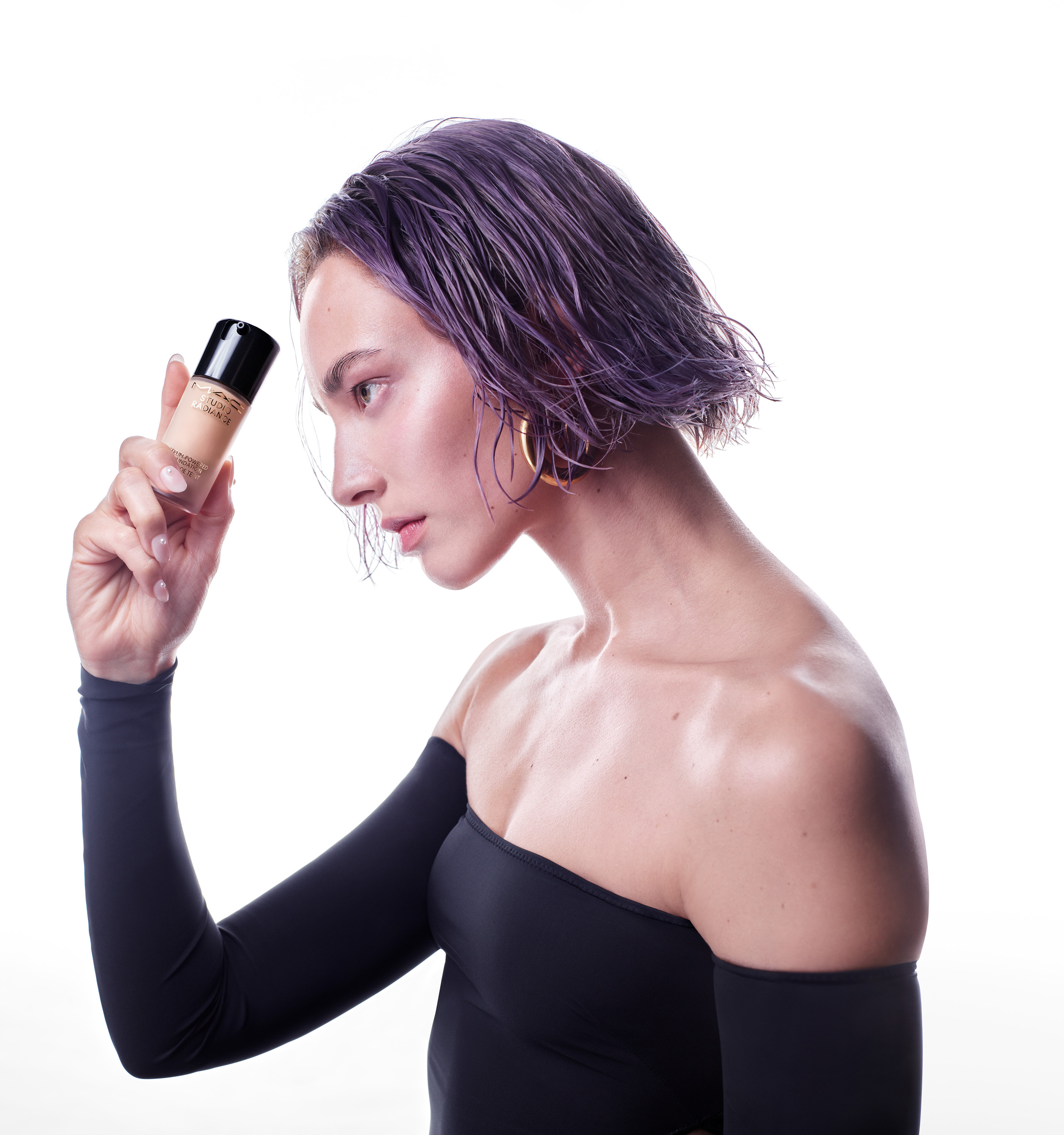 MAC Studio Radiance Serum-Powered Foundation