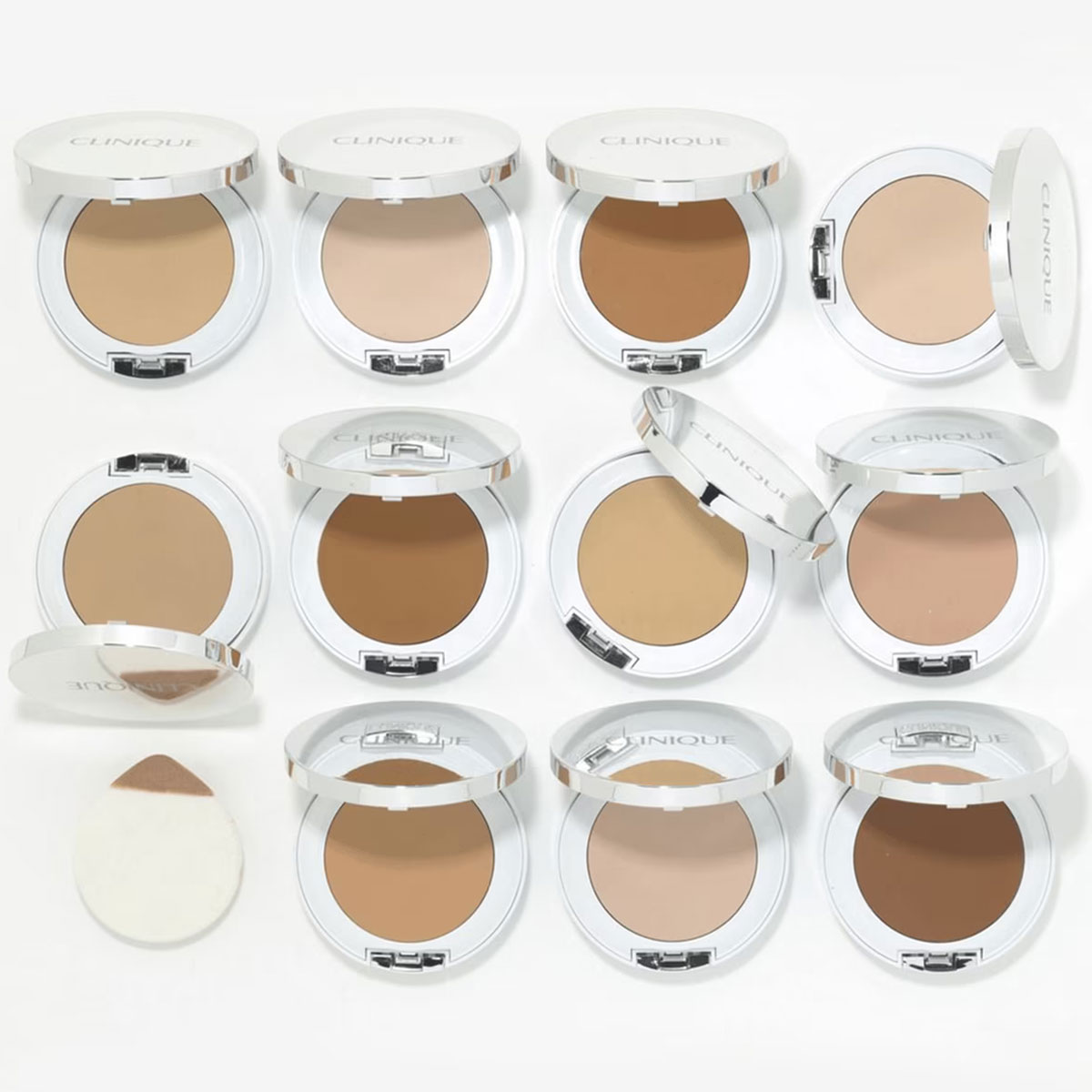 Clinique Beyond Perfecting Powder Foundation & Concealer