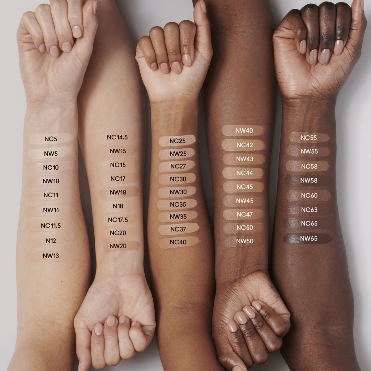 MAC Studio Radiance 24HR Luminous Lift Mini Concealer