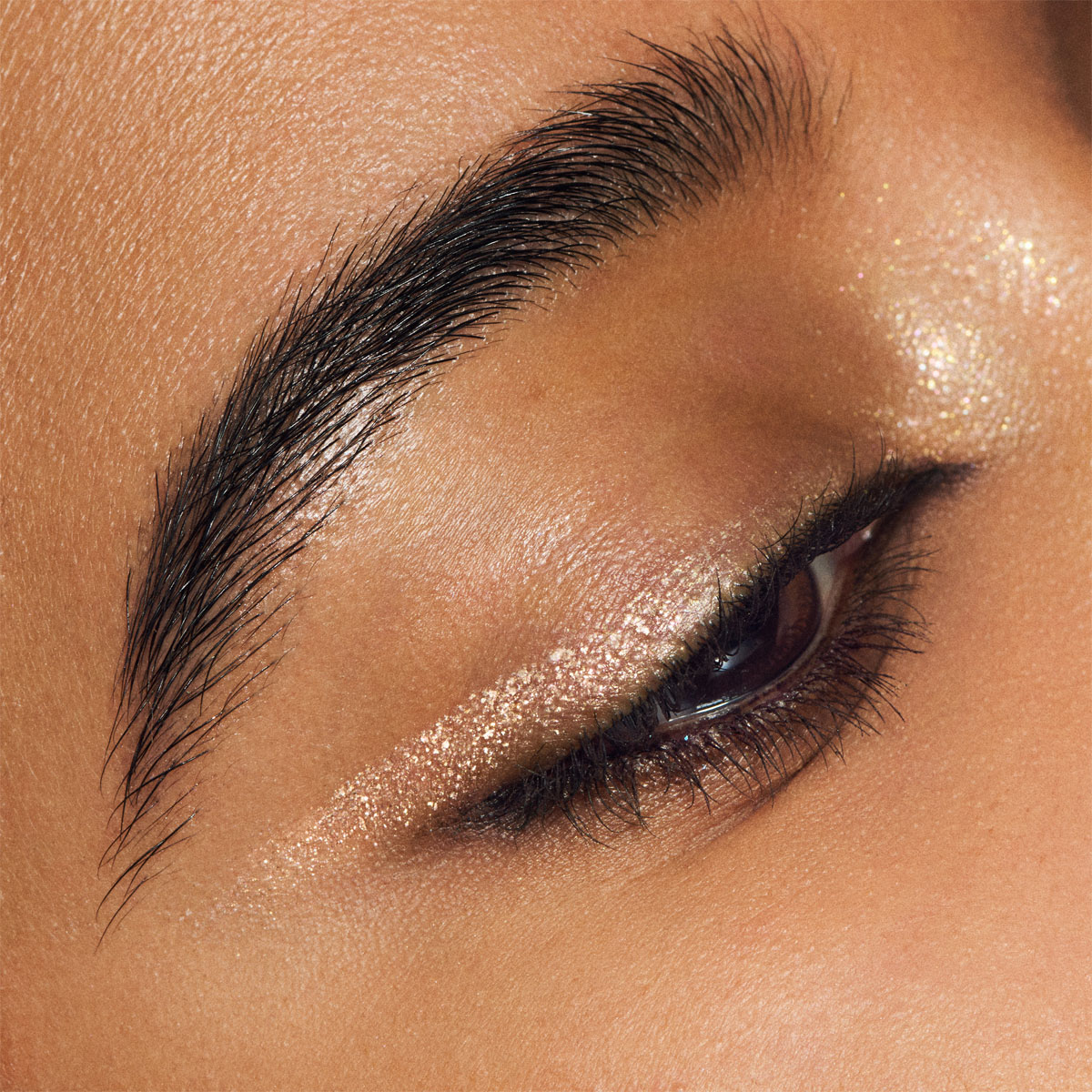 MAC Dazzleshadow Liquid Eyeshadow