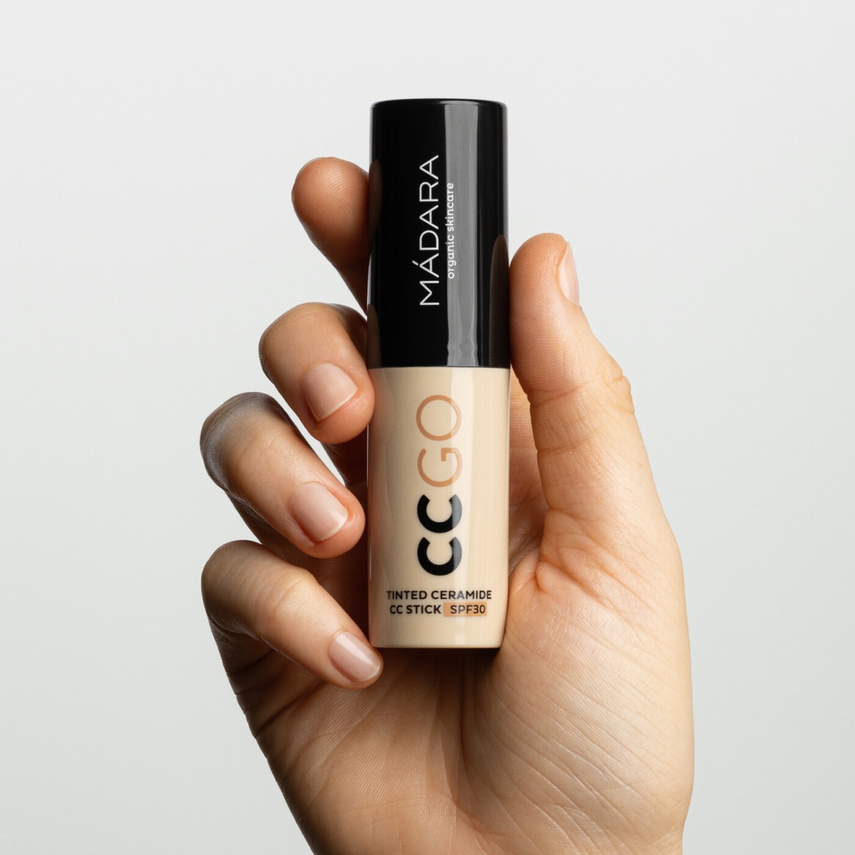 Mádara CC Go Tinted Ceramide CC Stick SPF 30