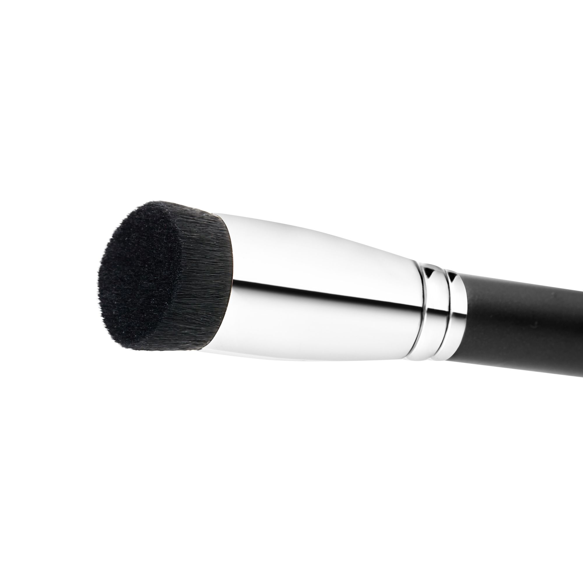 MAC Professional Brush 196 Slanted Flat Top Foundation Brush