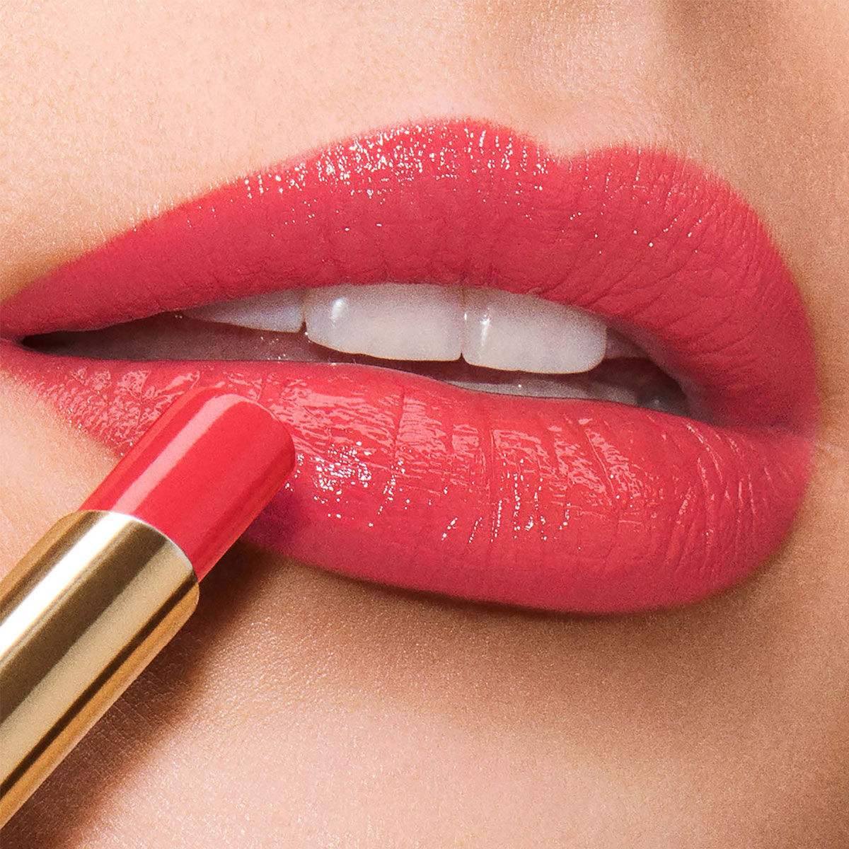 Estée Lauder Pure Color Explicit Slick Shine Lipstick